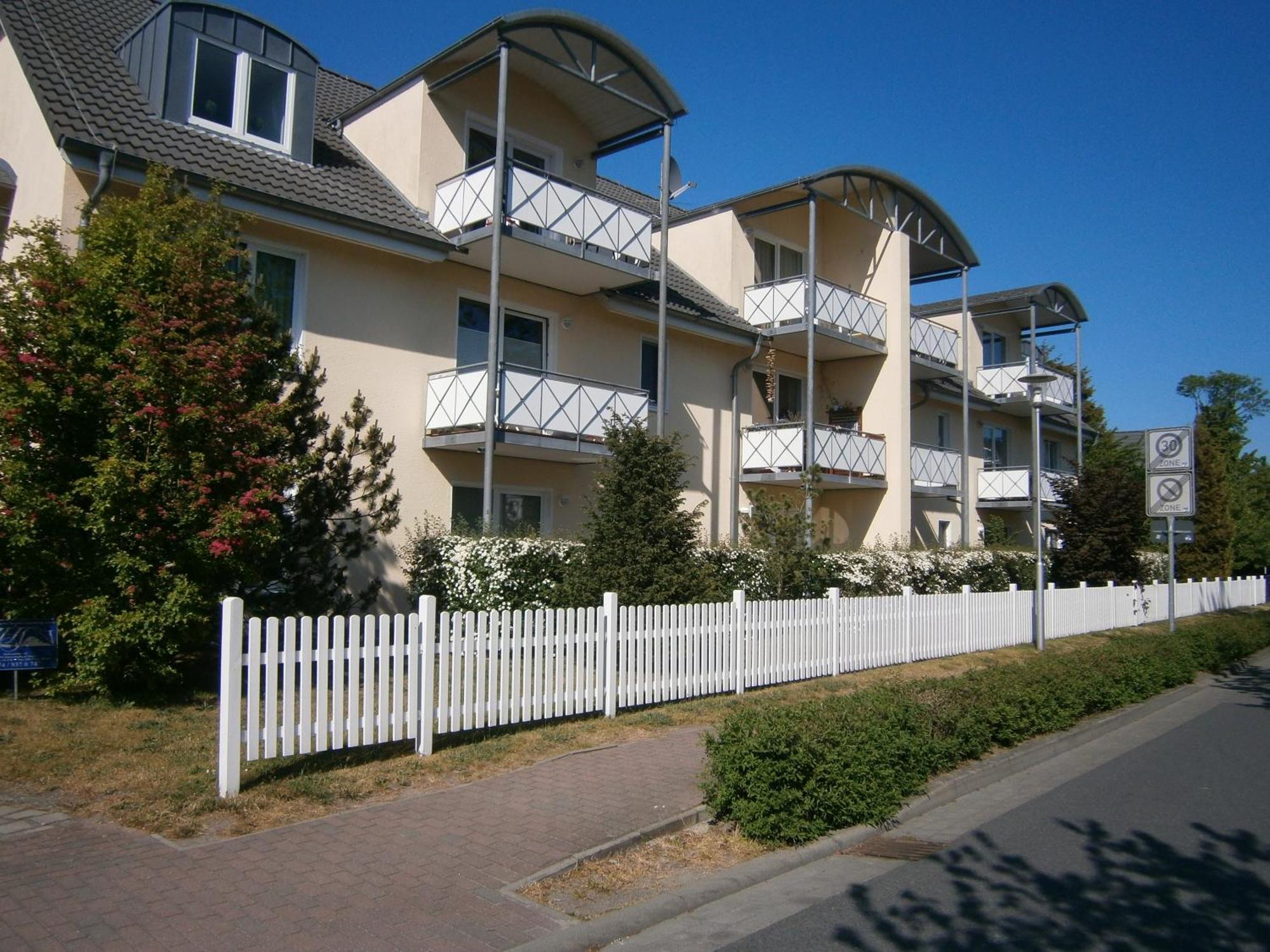 Studio 2 Im Eg Haus Stranddistel, Geschmackvoll Eingerichtete Ferienwohnung Fur 2 Personen In Zingst Luaran gambar